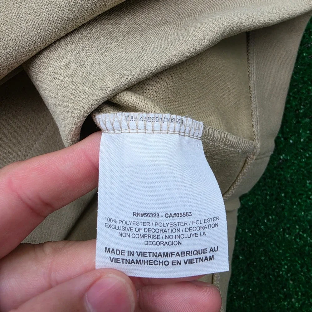 Nike Golf Dri Fit V-Neck Performance Sweater Vest Mens Medium Tan NWT 335843-235